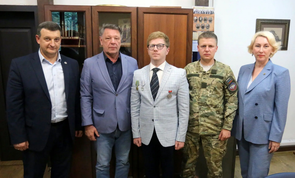 Рисунок1.jpg Рисунок1.jpg